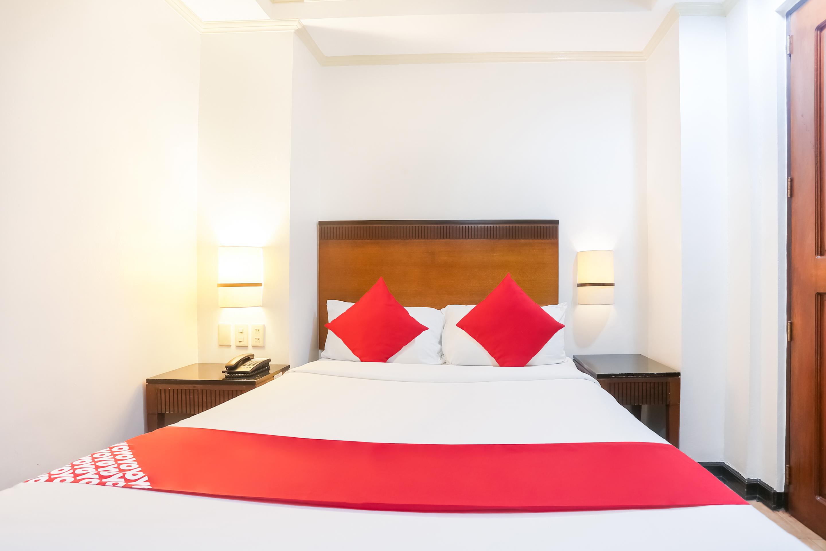 Royale Parc Inn & Suites Quezon City Dış mekan fotoğraf