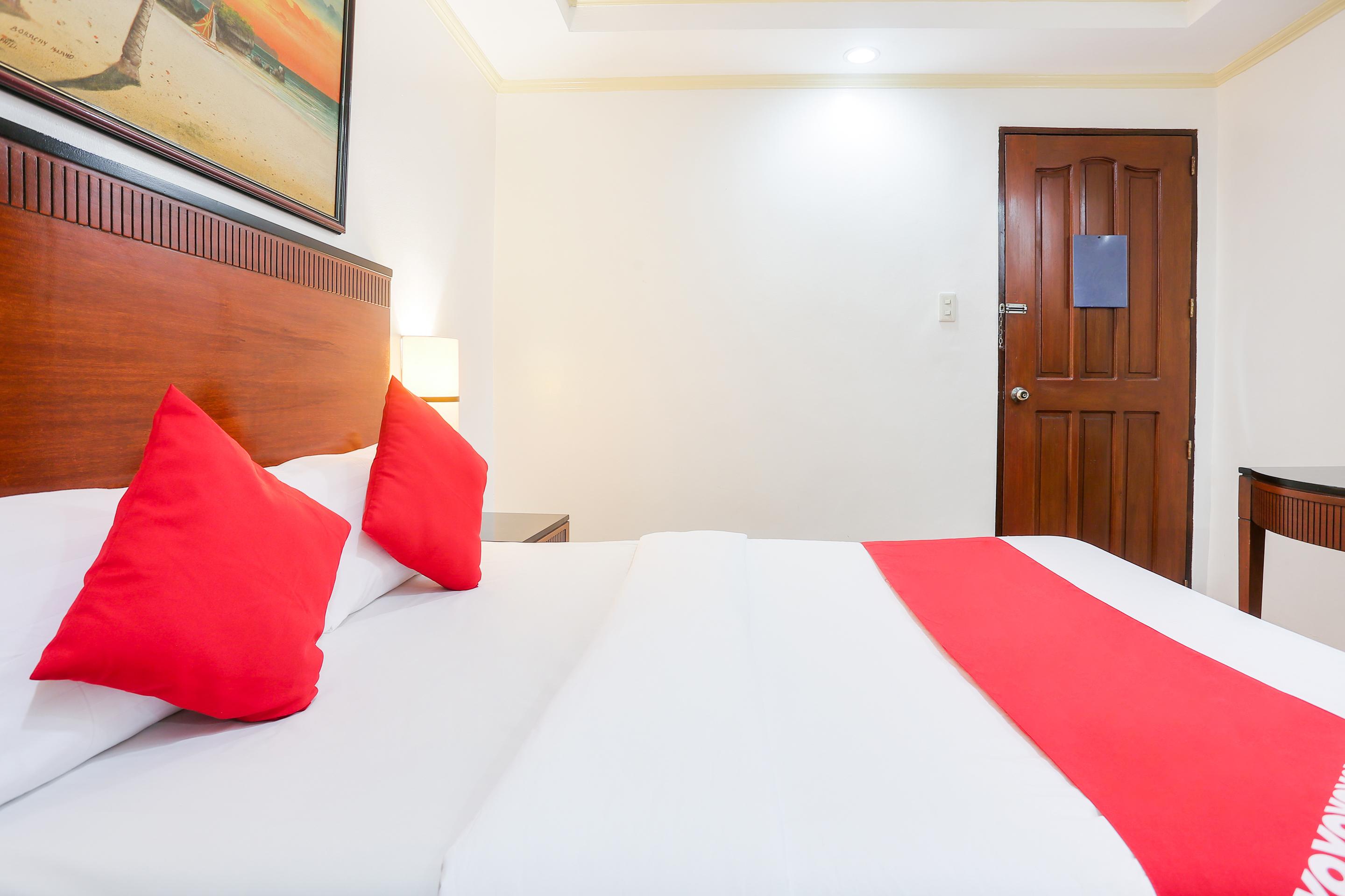 Royale Parc Inn & Suites Quezon City Dış mekan fotoğraf