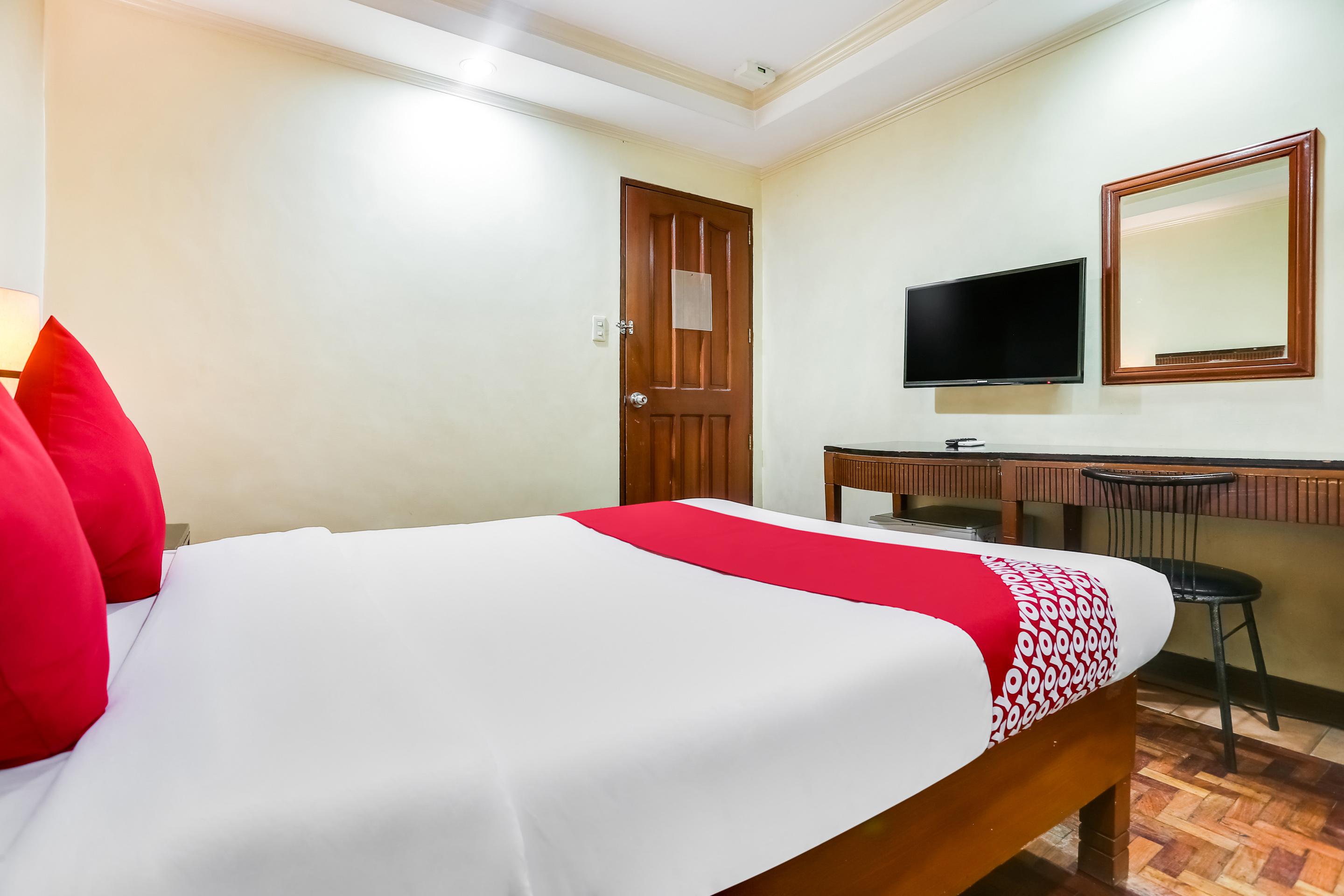 Royale Parc Inn & Suites Quezon City Dış mekan fotoğraf