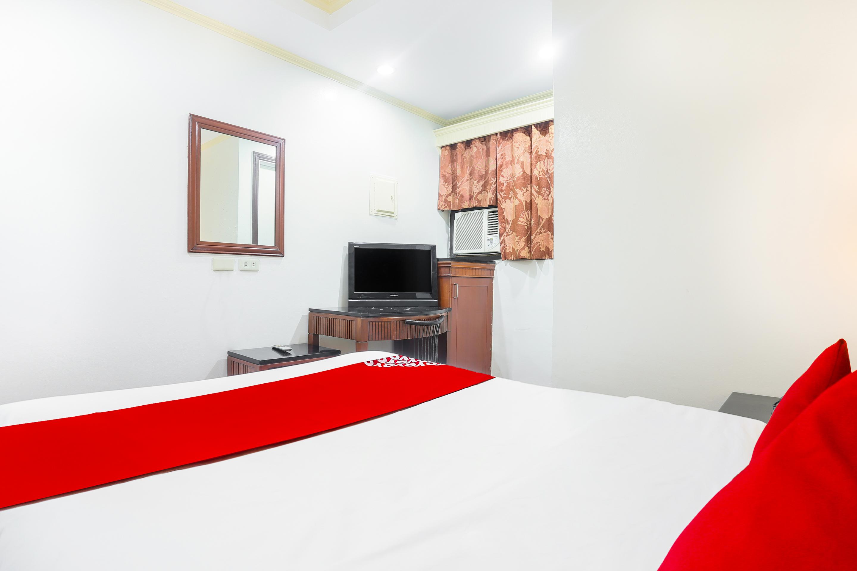 Royale Parc Inn & Suites Quezon City Dış mekan fotoğraf