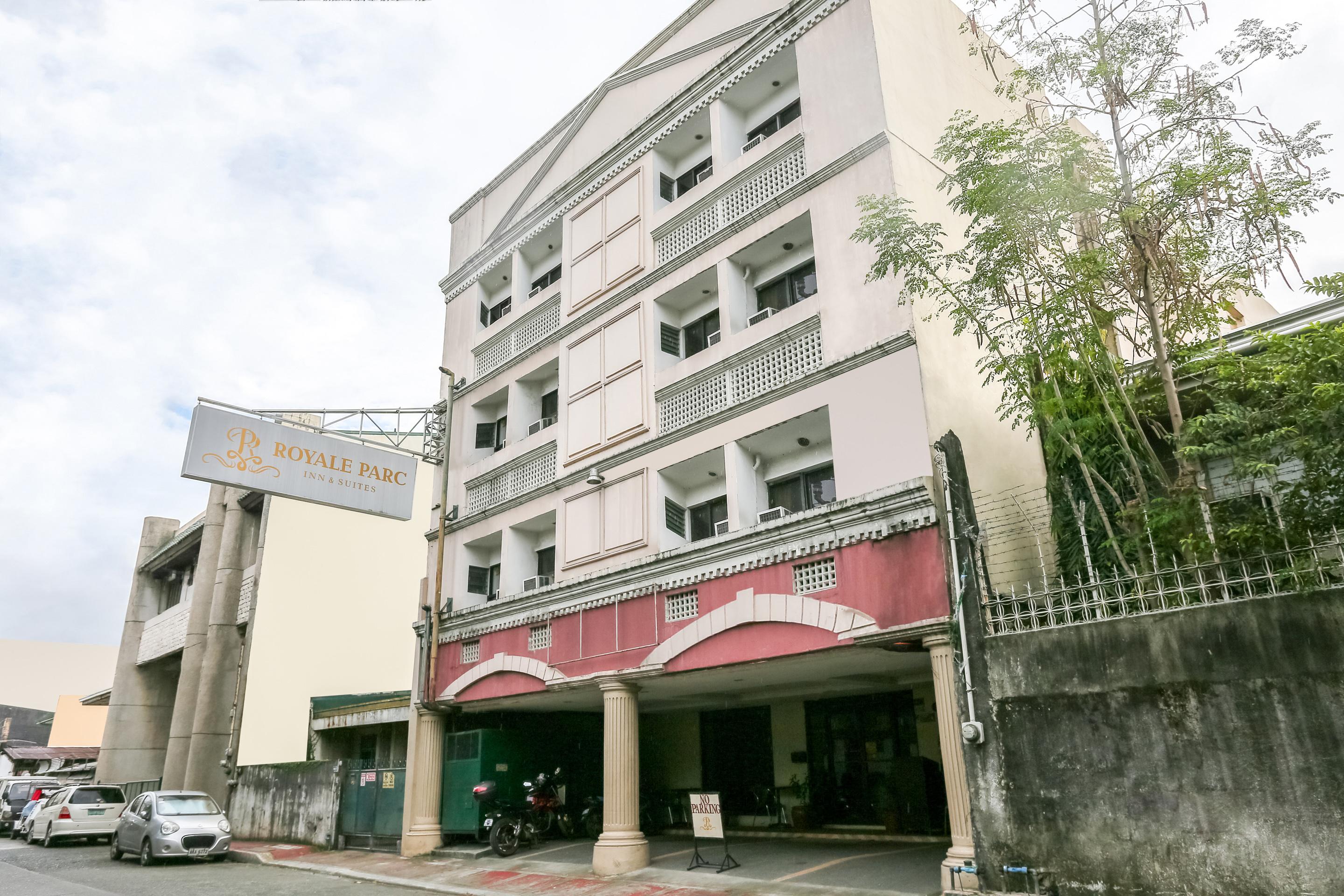 Royale Parc Inn & Suites Quezon City Dış mekan fotoğraf