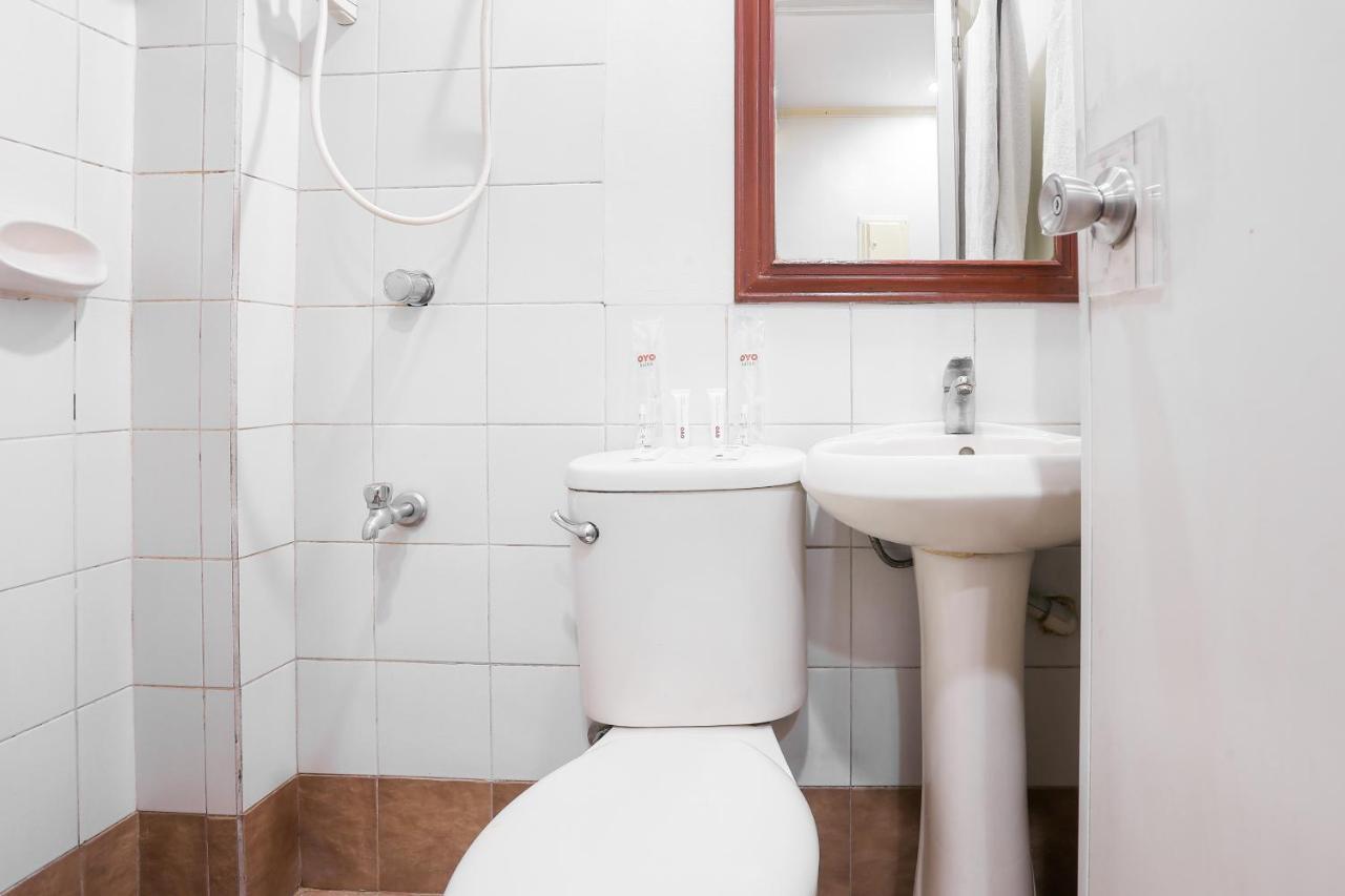 Royale Parc Inn & Suites Quezon City Dış mekan fotoğraf